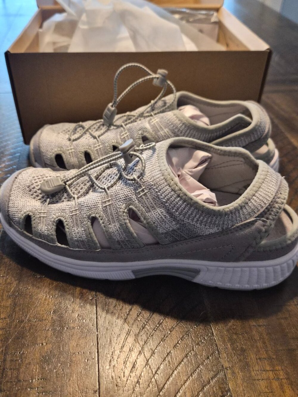 OrthoFeet Laguna 807 Women’s Slip-On Mesh Cushioned Slip Resistant Gray 9D NEW